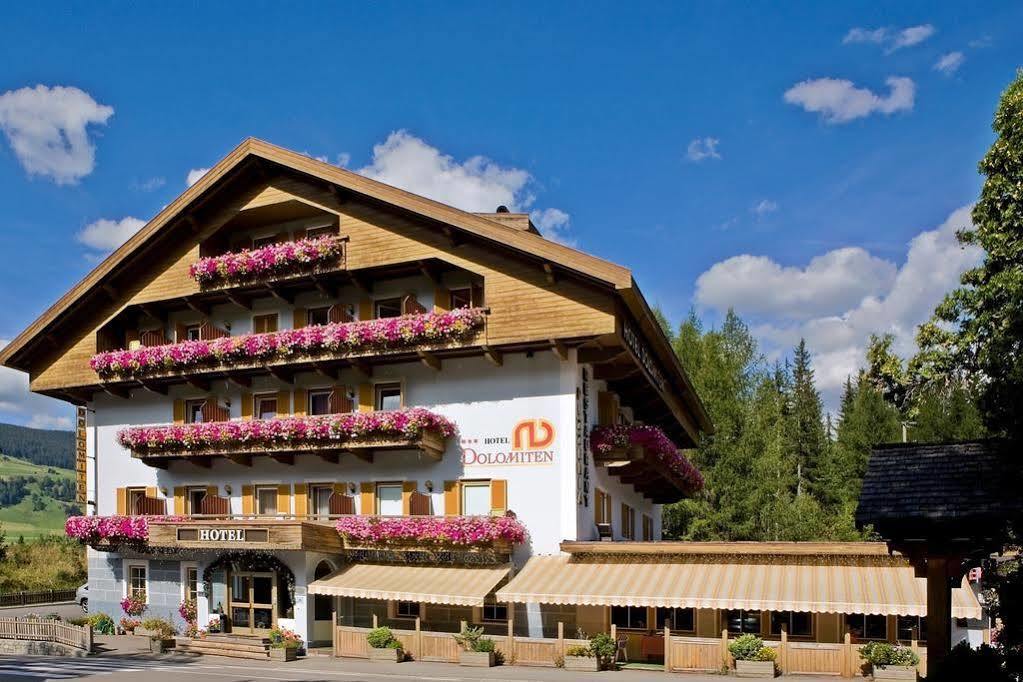 Hotel Dolomites Inn Canazei Exteriör bild